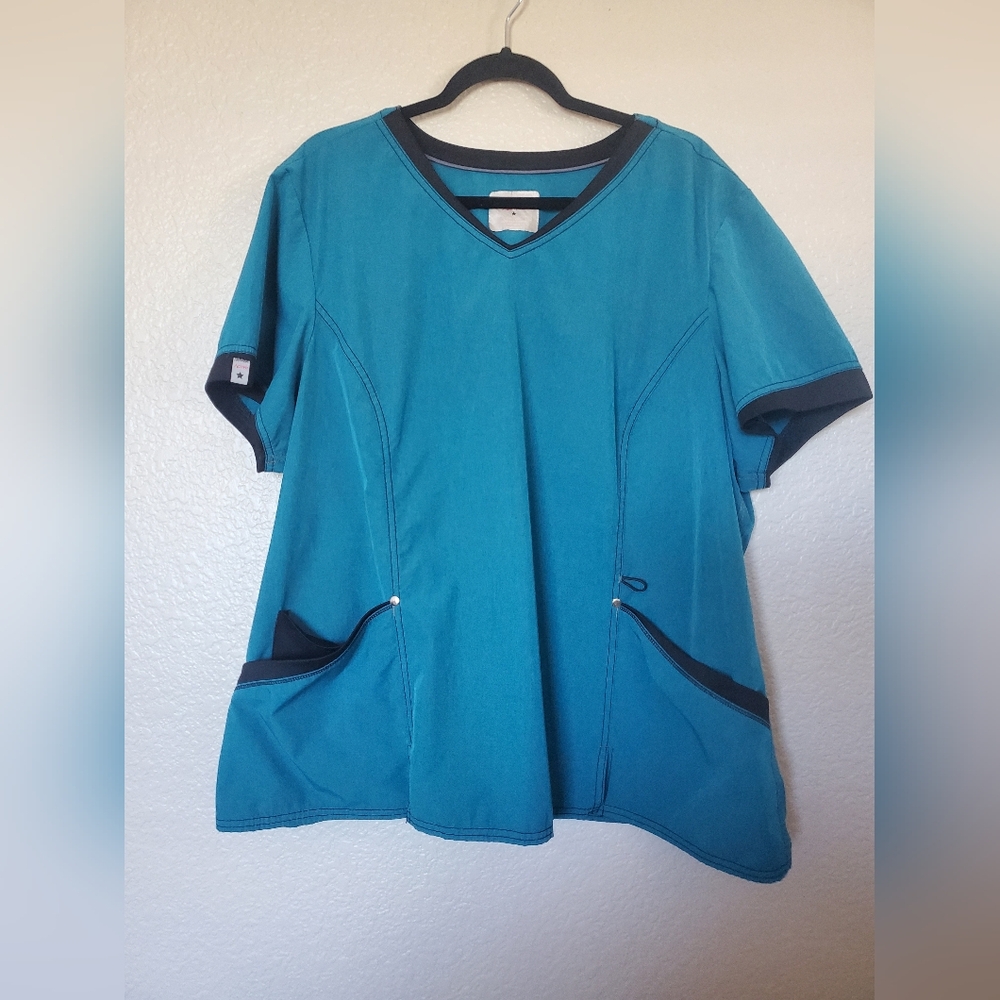 Scrubstar Women's 3XL Short Sleeve Top & 2XL Pants Hospital Scrub Set